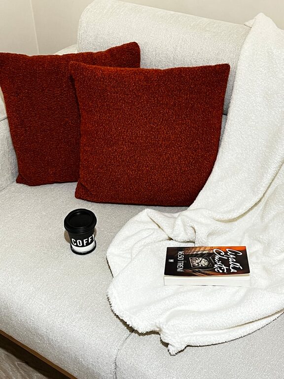 Pomysły na tanie dbanie o siebie w domu – sprawdzone metody